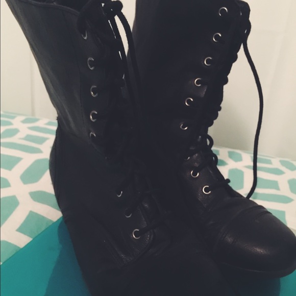 Steve Madden combat boots