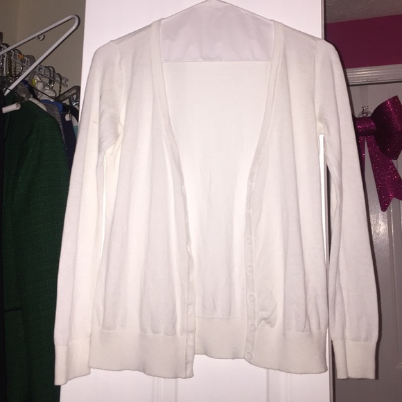 FOREVER 21 white cardigan