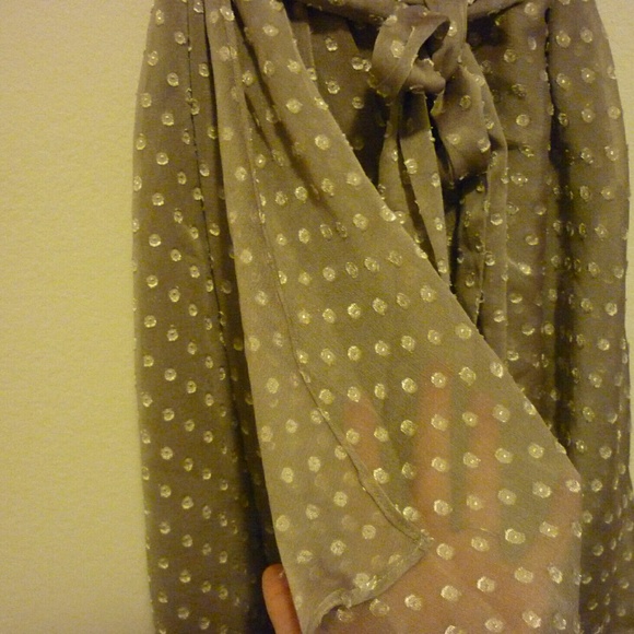 EXPRESS Chiffon dot/print Strapless dress - Picture 3 of 4