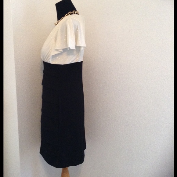 Elegant party dress - Picture 2 of 4