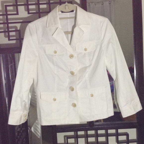 Women's Club Monaco jacket white size 6 like new