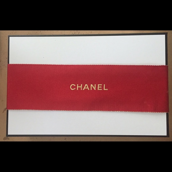 Chanel Christmas Box! Big Red Ribbon! - Picture 1 of 4