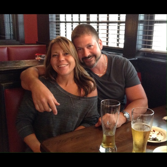 Meet your Posher, Leah - Picture 2 of 4