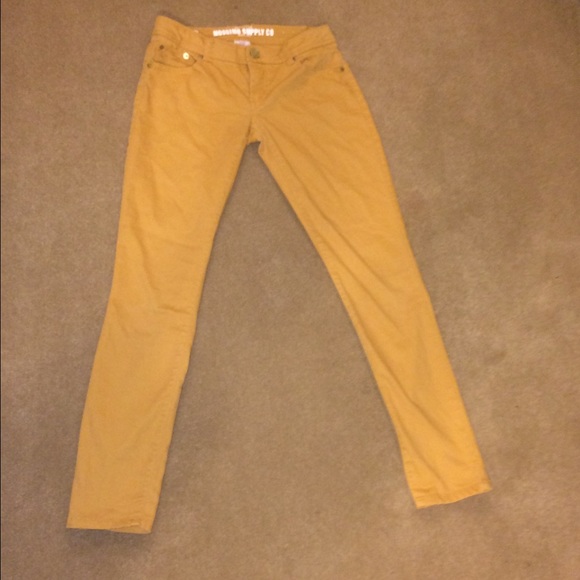 ❌SOLD❌Mustard Skinny Pants - Picture 2 of 4
