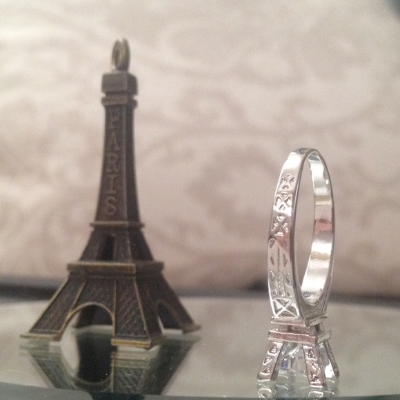 NWT The "Paris" Ring - Picture 2 of 4