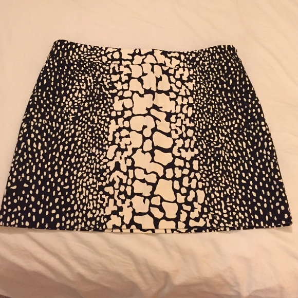 J. Crew Dresses & Skirts - 💥last chance!💥 J. Crew pencil skirt