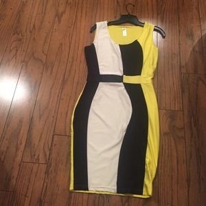 BOGO 🐝🐝CUTE BLACK AND YELLOW STRETCHY DRESS