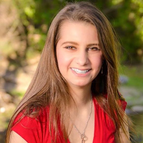 Meet your Posher, Britni - Picture 2 of 2