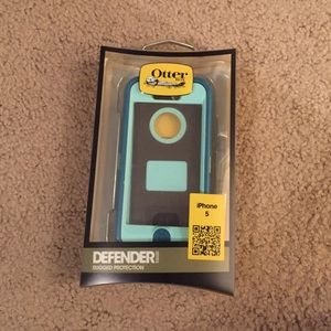 iPhone 5 Otterbox defender series!