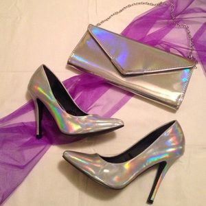 Metallic heels + purse combo ⭐️