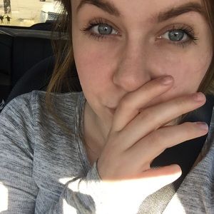 Meet your Posher, Alyssa