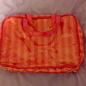 🌟Victoria Secret Cosmetic Bag🌟