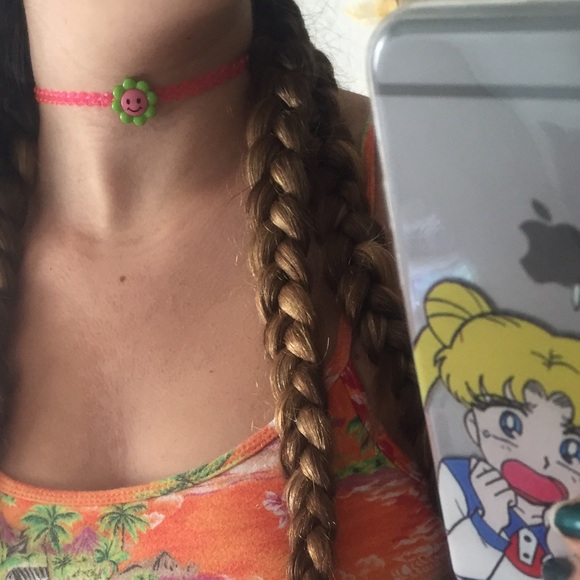 Hippie flower tattoo choker 🌼