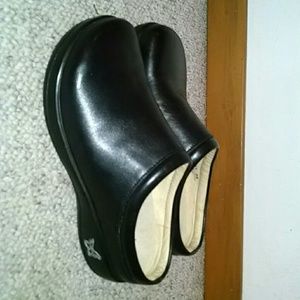 Alegria Kayla Black Leather - Brand new!
