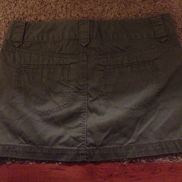 Express Skirt - Picture 3 of 3