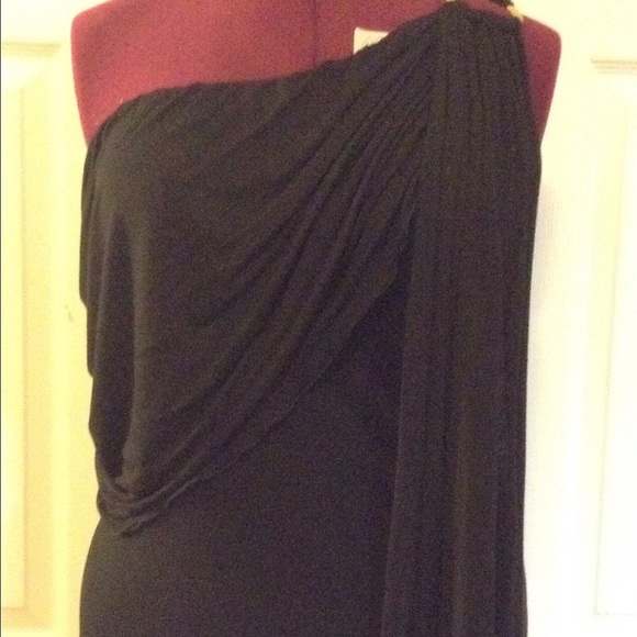 One sleeve elegant shirt - Picture 2 of 3