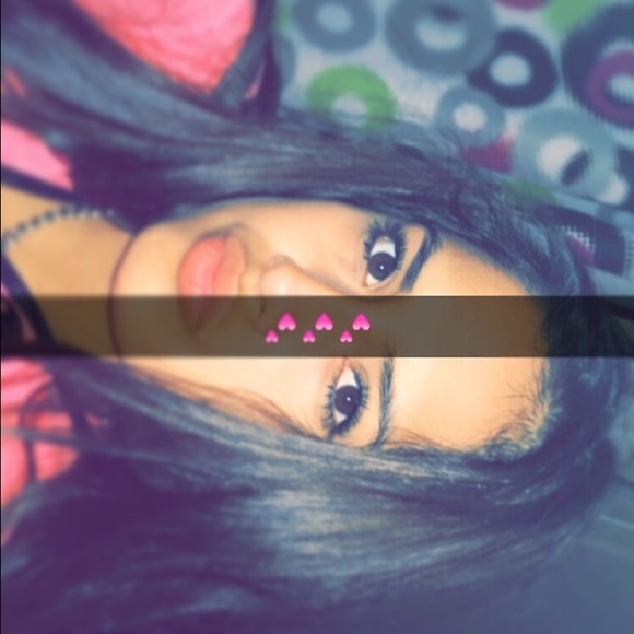 Meet your Posher, Michelle - Picture 1 of 1