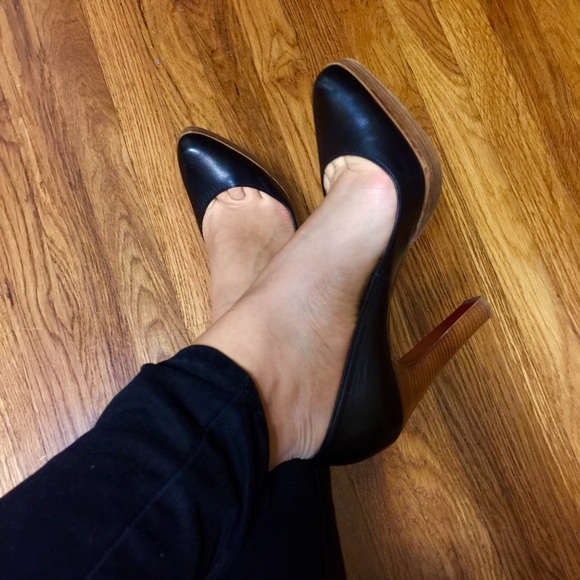 Christian Louboutin Shoes - Christian Louboutin