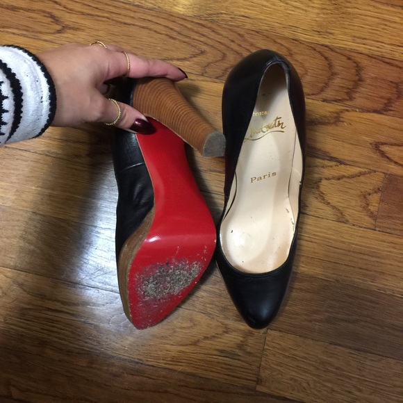 Christian Louboutin - Picture 3 of 4