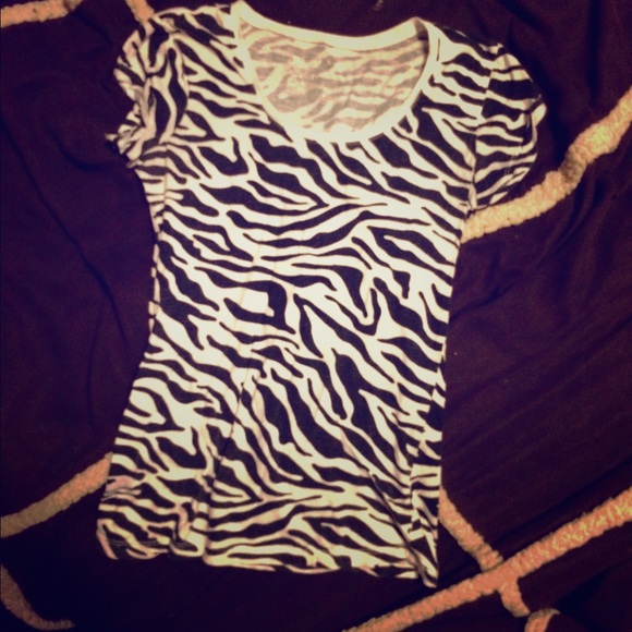 S Leopard T-Shirt