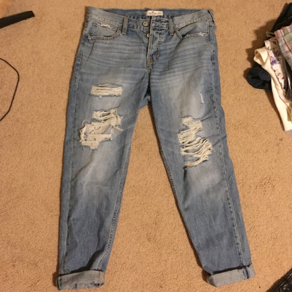 Hollister size 7 boyfriend jeans
