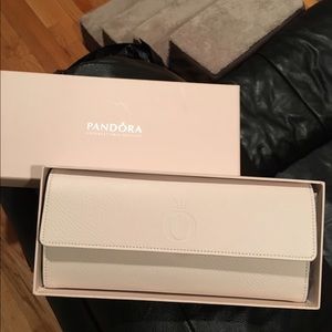 Pandora Leather jewelry travel roll