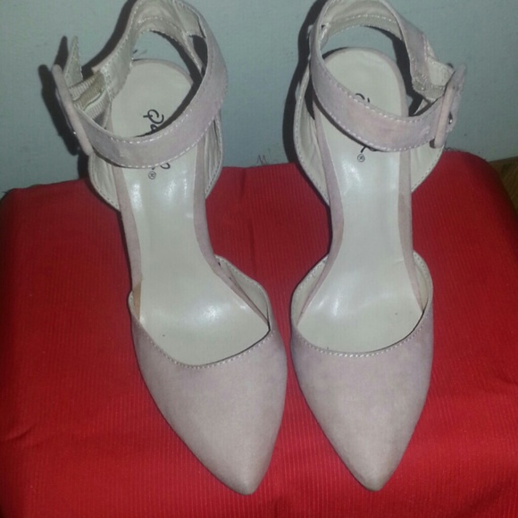 Georgous pink suede heels - Picture 4 of 4