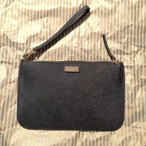 🎉SALE🎉 Kate Spade Newbury Lane Lolly wristlet