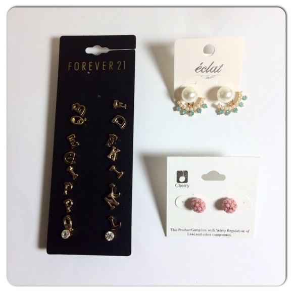 Forever 21 Jewelry - Earring bundle