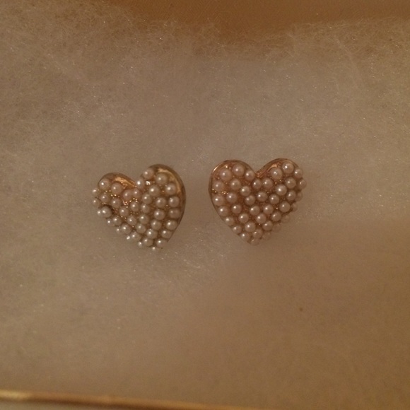 Heart Shaped pearl studded earrings