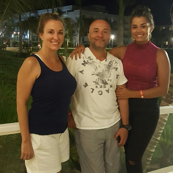 MEET ME :) - Picture 2 of 3