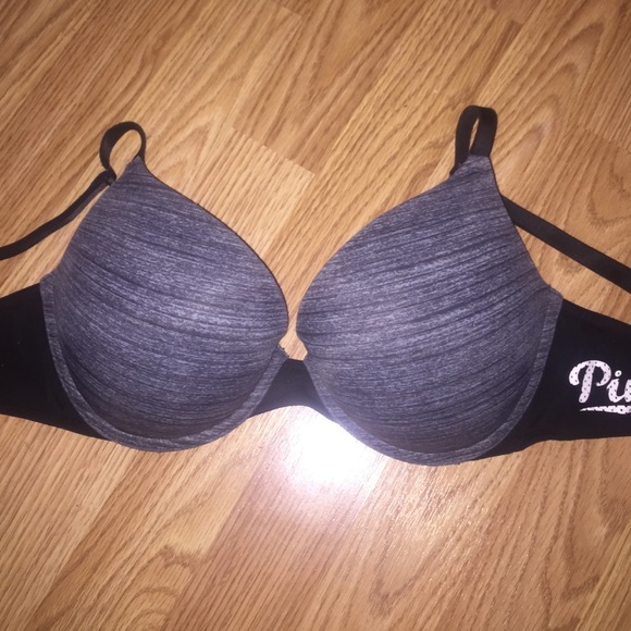 VS PINK Wear Everywhere Push-Up Bra