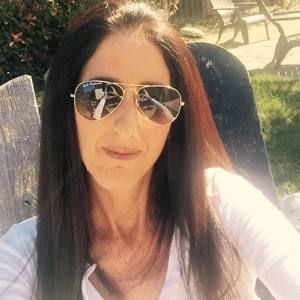 Meet your Posher, Darcie