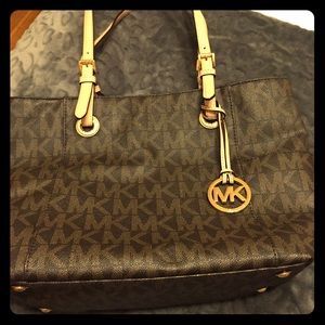 Michael Kors Tote