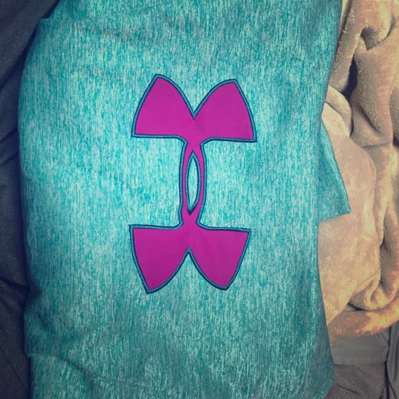 Small Under Armour hoodie