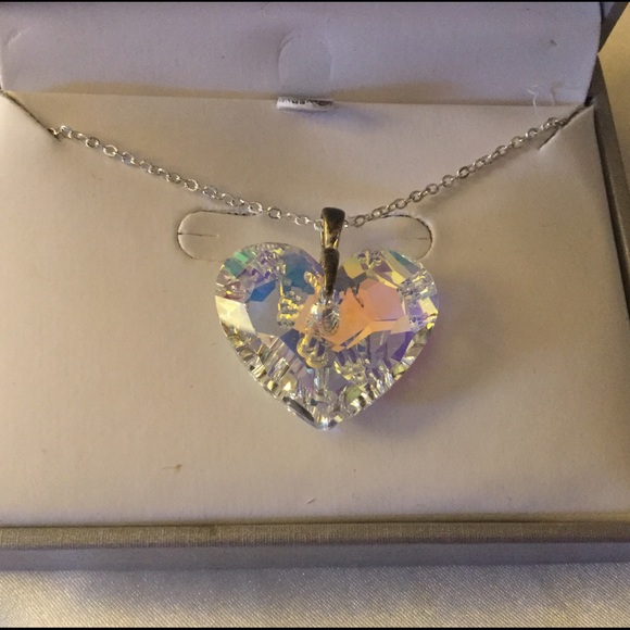 NWT Swarovski Element Heart Pendant
