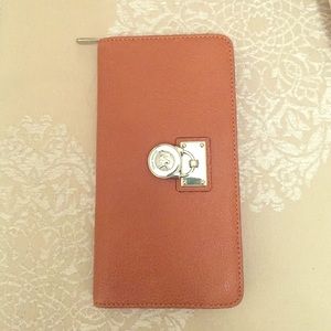 Michael Kors Hamilton Wallet (Large)