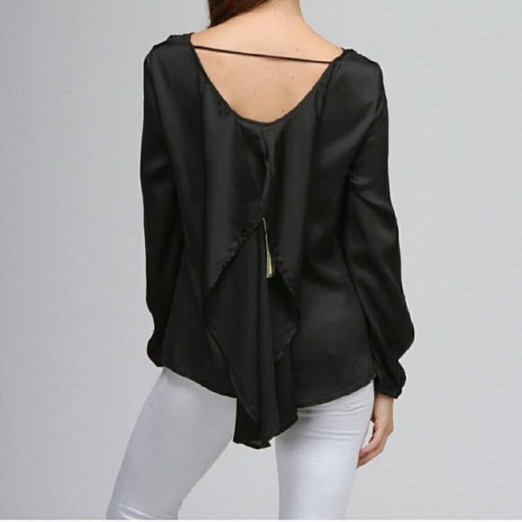 🌚Draped Back Top🌚 - Picture 2 of 4