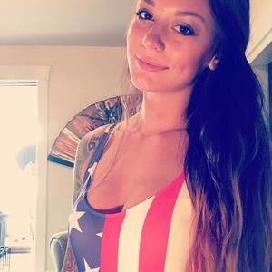 Meet your Posher, Tessa