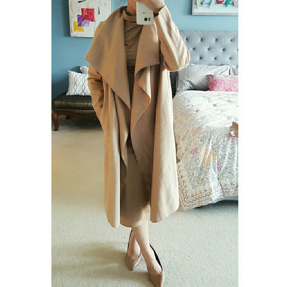💕 5-Star Rated 💕 Premium Trench Coat - Picture 2 of 4