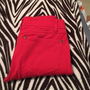Red jeggings