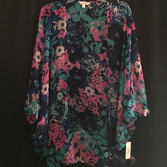 Charming Charlie Kimono