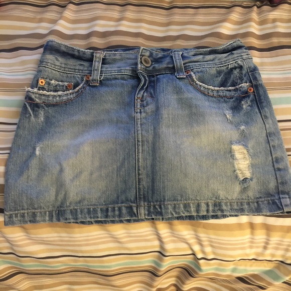 SOLD!! NWOT.. American Eagle Denim Mini Skirt