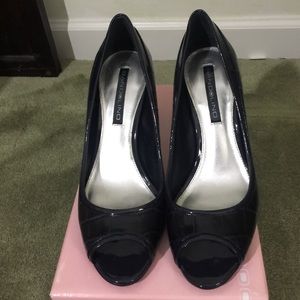 Women's dress shoes navy blue like new 8
