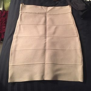 Bcbg bandage skirt with lines