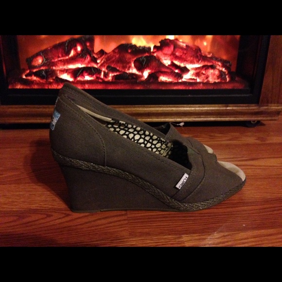 SOLD bundled to laurenchar27 - Picture 2 of 4