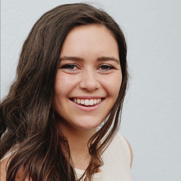 Meet your Posher, Lucy - Picture 1 of 1