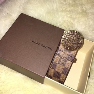 Louis Vuitton belt
