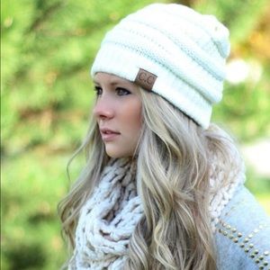 New Year Sale Today Only❗️💯%Authentic C.C Beanie