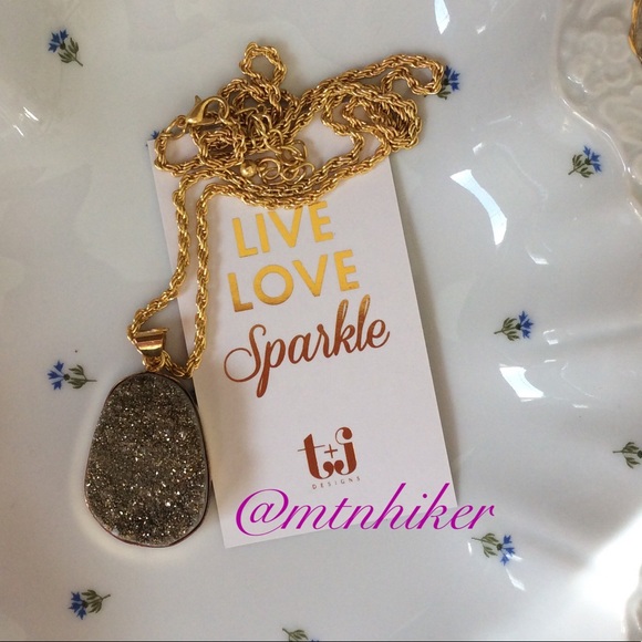 Gold Druzy Stone Pendant - Picture 3 of 4